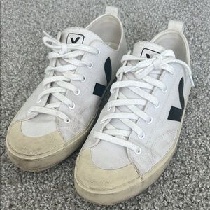 Veja Men White Canvas Sneakers with Black V Logo